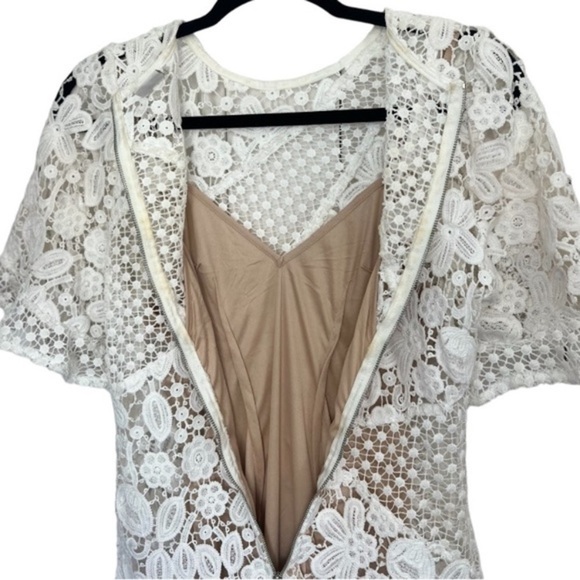 Selfie Leslie Crochet Dress - Picture 4 of 6